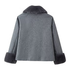 Women's Short Wool Coat With Fur Collar Decoration