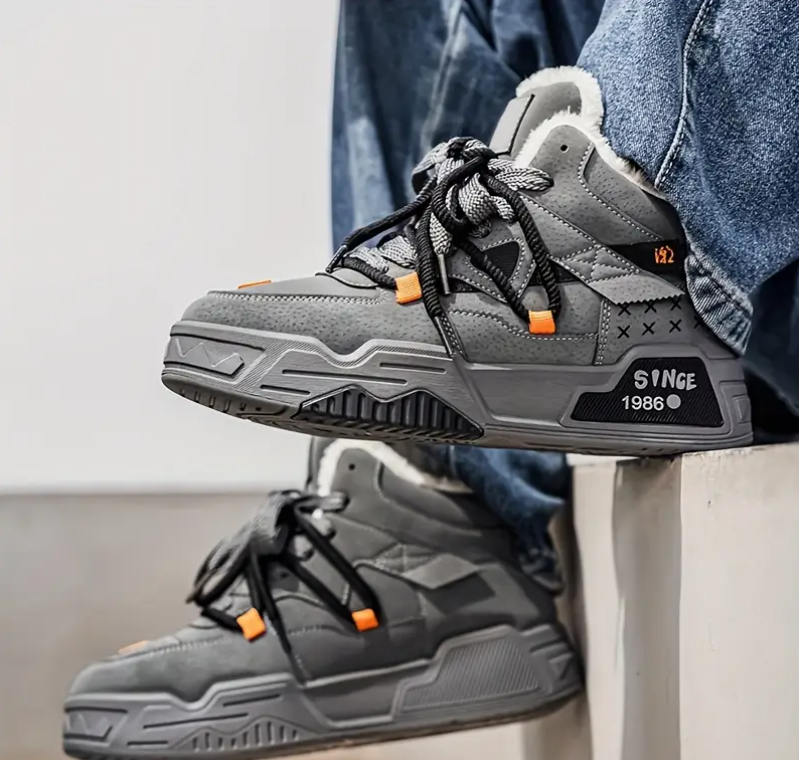 Men's High-Top Winter Snow Boots - Thick Non-Slip Rubber Sole with Warm Lining & Lace-Up Support