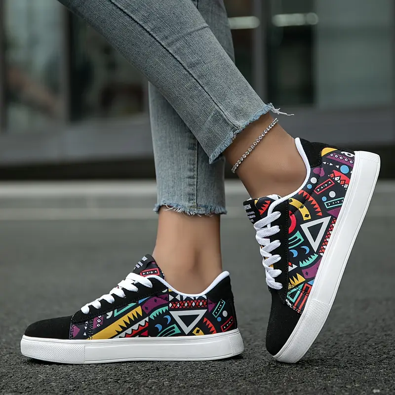 YAMEPP Women's Lightweight Sneakers - Multicolor Geometric Print Low-Top Shoes