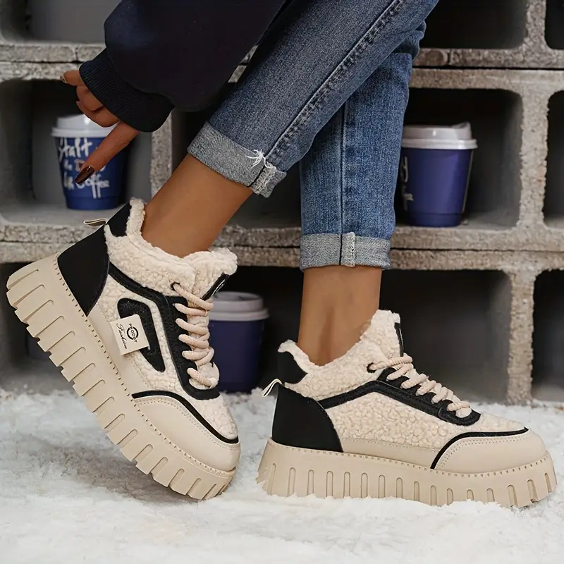 Women's Winter Chunky Platform Snow Boots - Shiny Black with Beige Plush Lining