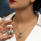 Elegant Resin Teardrop Earrings and Necklace Set