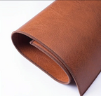 Neslystantis stalo kilimėlis – dvipusis vandeniui atsparus didelės darbo vietos paviršiaus apsauginis kilimėlis